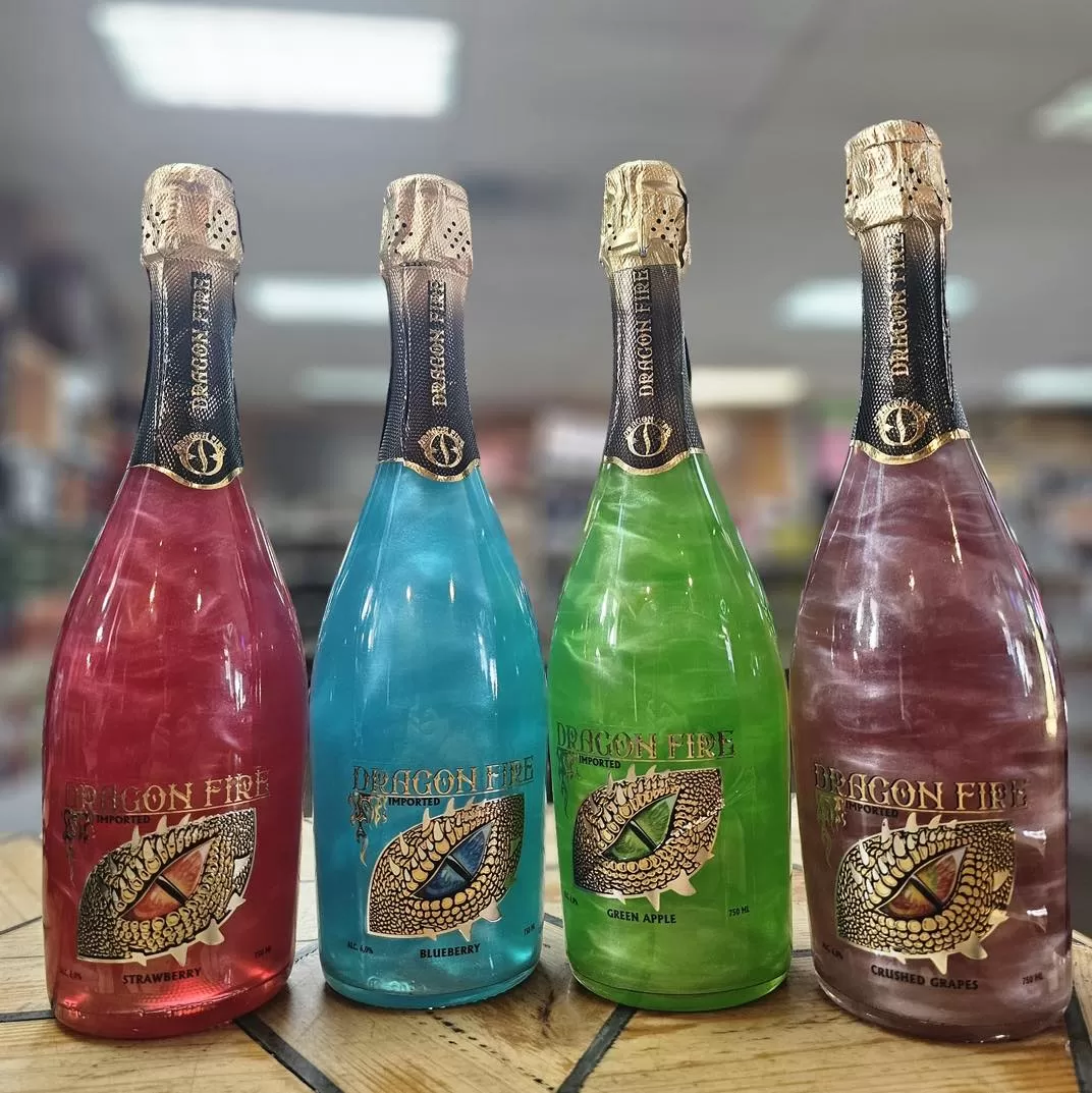 RƯỢU VANG SỦI DRAGON FIRE VỊ TÁO XANH
