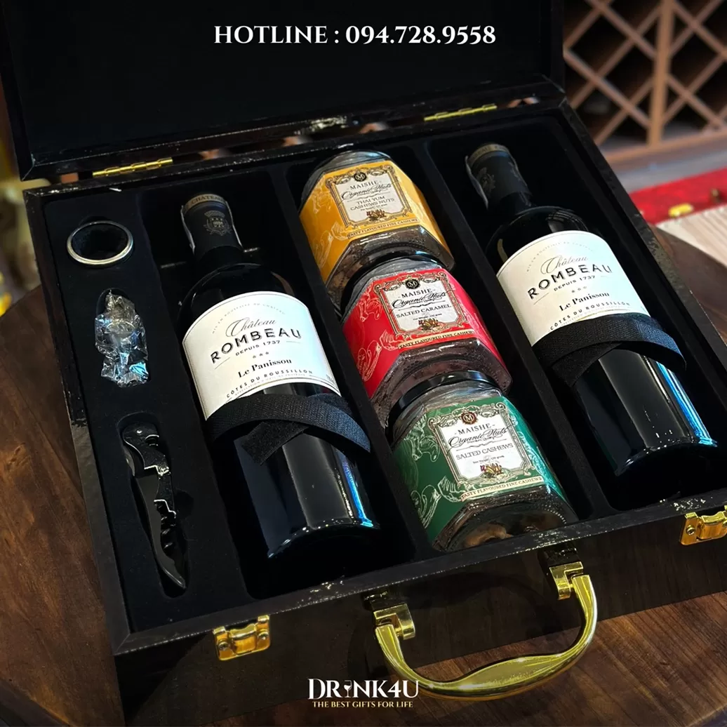 TẾT BÍNH NGỌ 2026 NÊN TẶNG SẾP MÓN QUÀ GÌ?